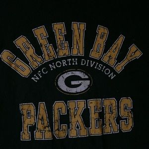 Green Bay Packer official NFL team wear short sleeve shirt